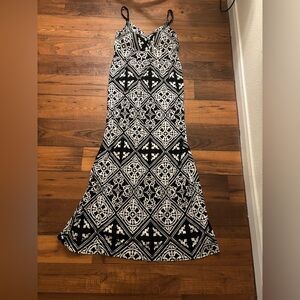 Allison Brittney Women’s XL Black & White Geometric Maxi Dress Spaghetti Strap